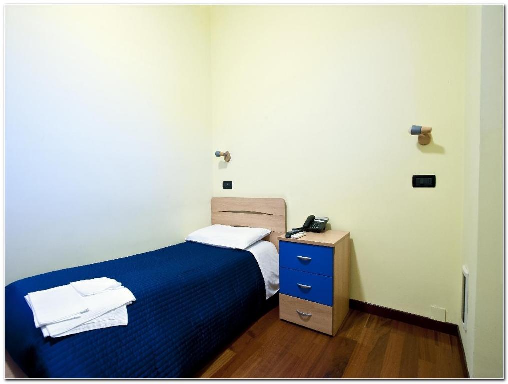 Hotel Veronese Cerignola Kamer foto