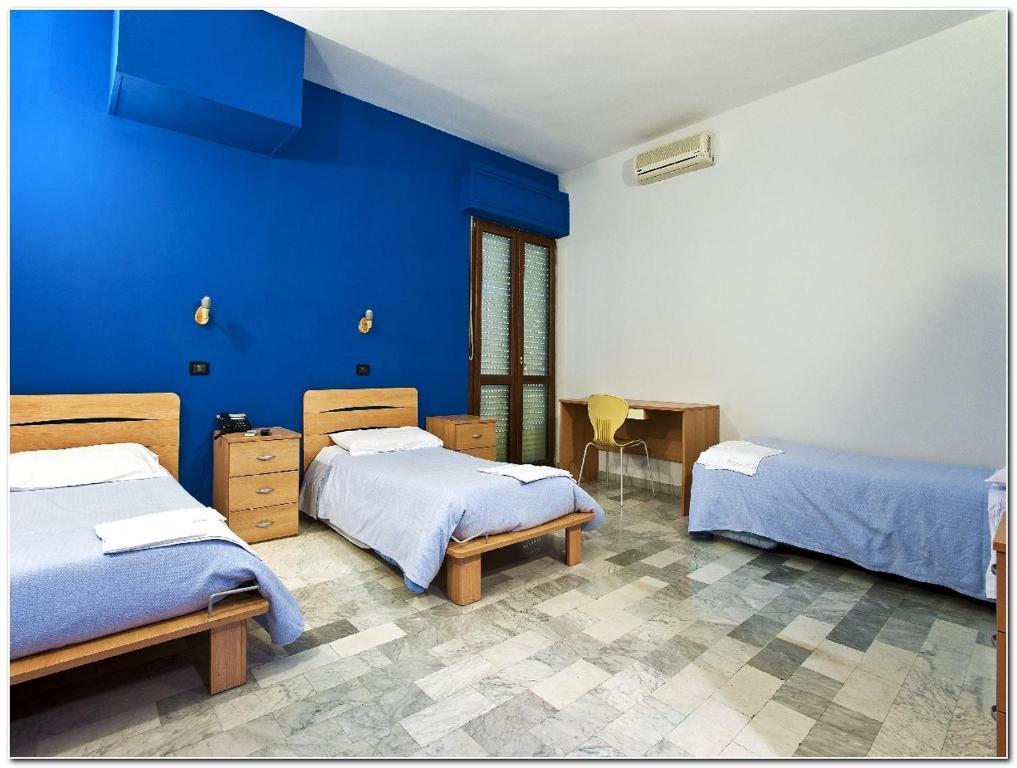 Hotel Veronese Cerignola Kamer foto